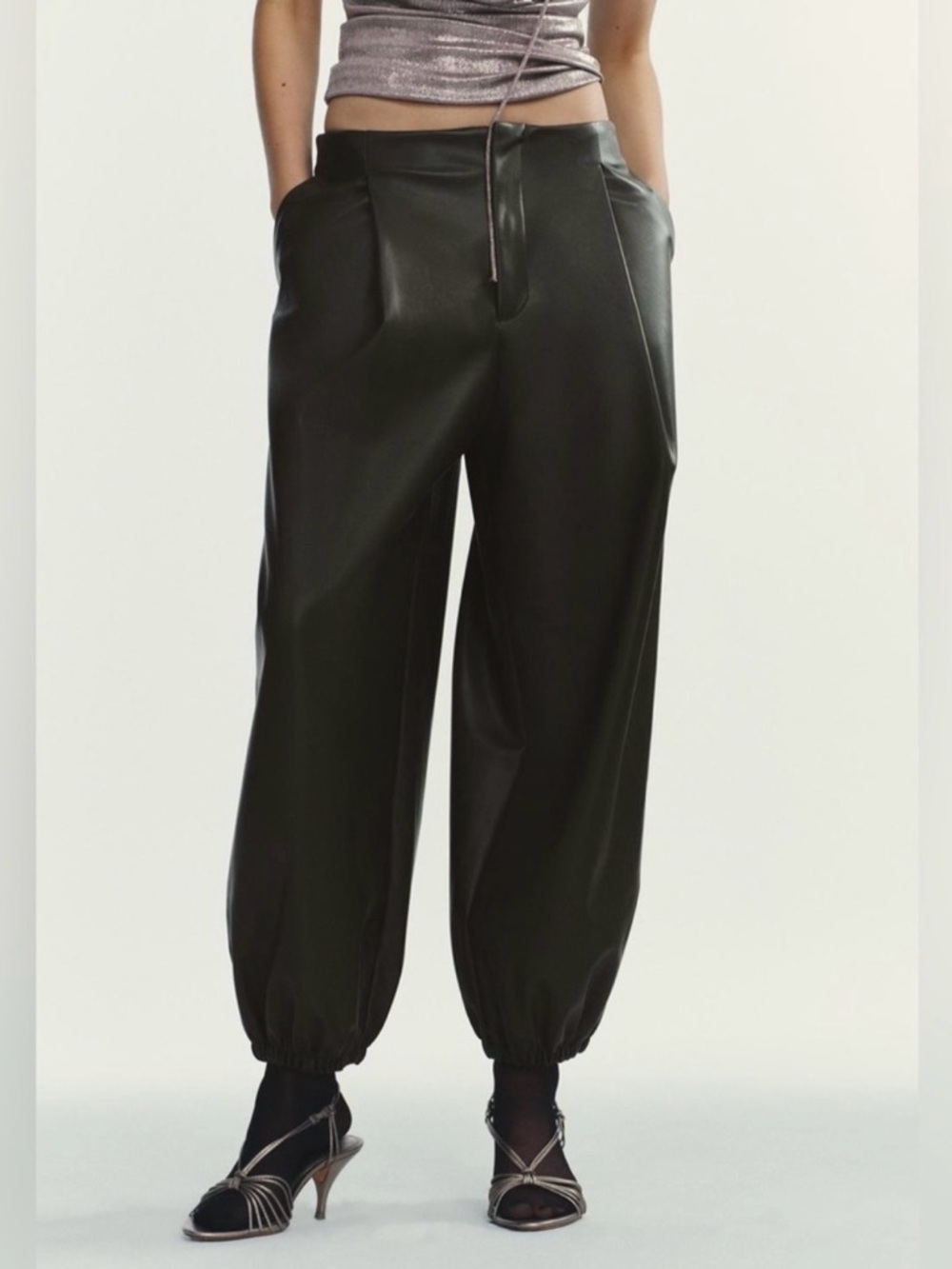 Zara pleated jogging pants